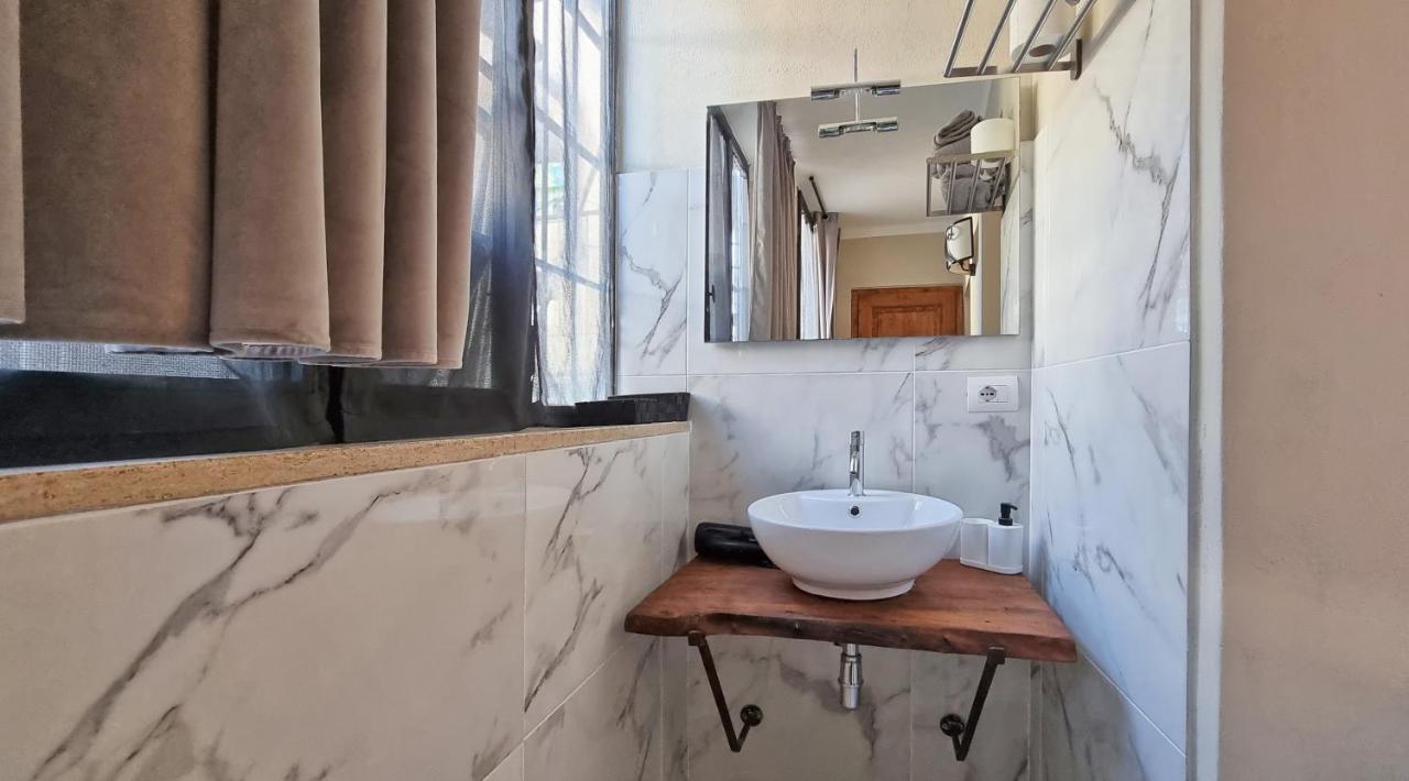 ספולטו Residenza Dei Longobardi Affittacamere מראה חיצוני תמונה