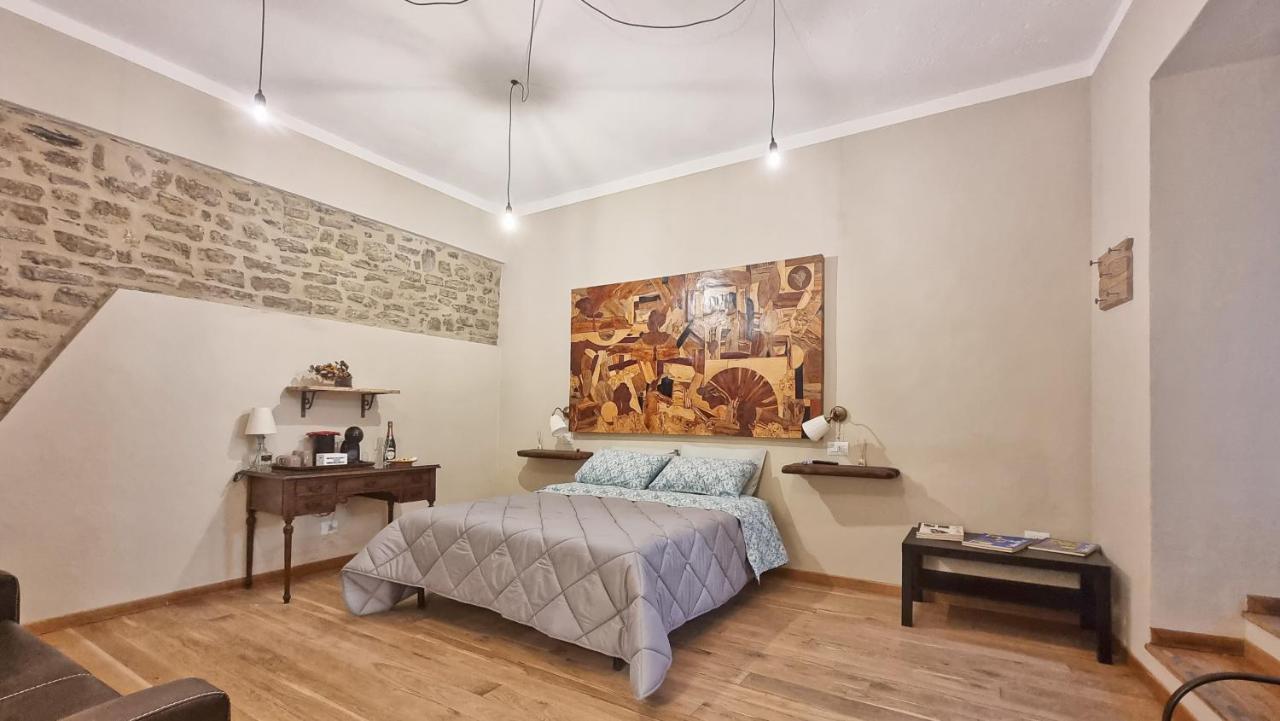 ספולטו Residenza Dei Longobardi Affittacamere מראה חיצוני תמונה