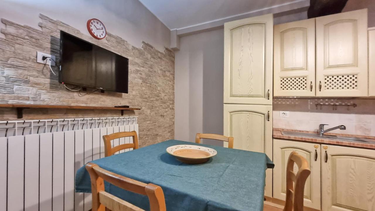ספולטו Residenza Dei Longobardi Affittacamere מראה חיצוני תמונה