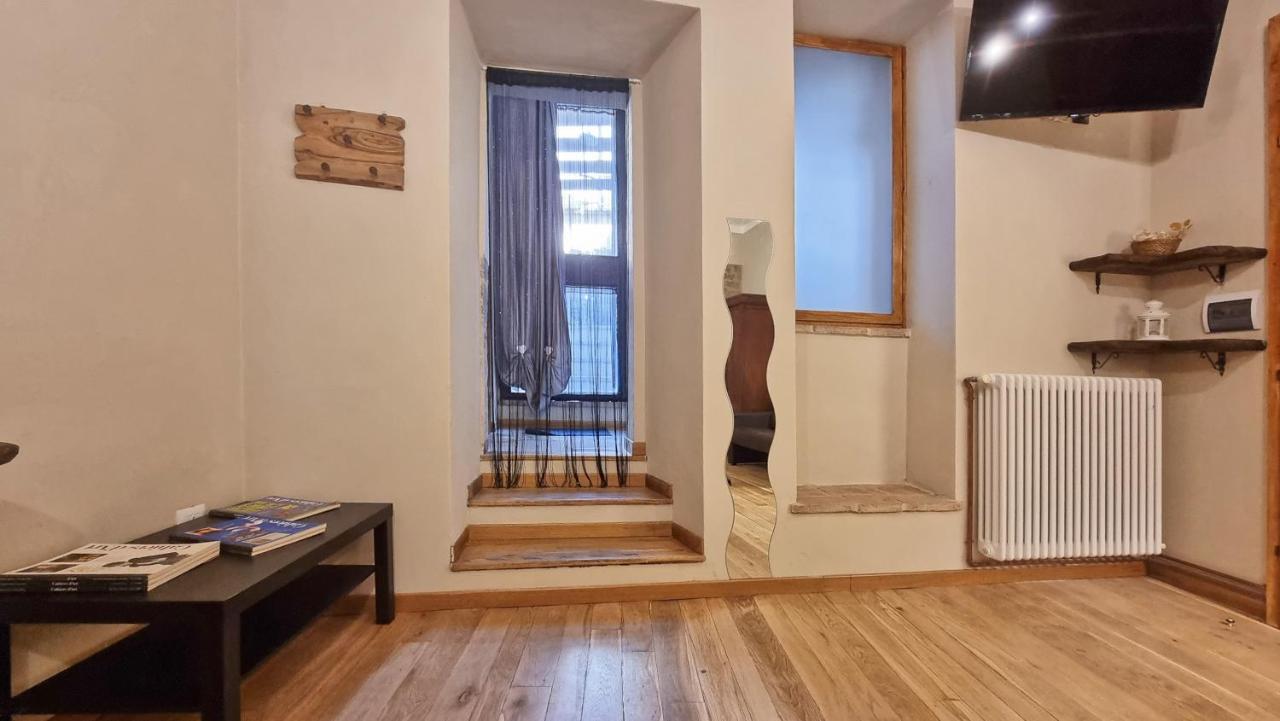 ספולטו Residenza Dei Longobardi Affittacamere מראה חיצוני תמונה